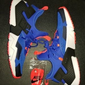 Nike air huarache drift racer blue